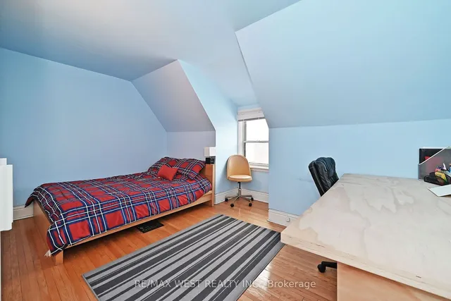 Additional image 33 of 39 Lindsey Ave