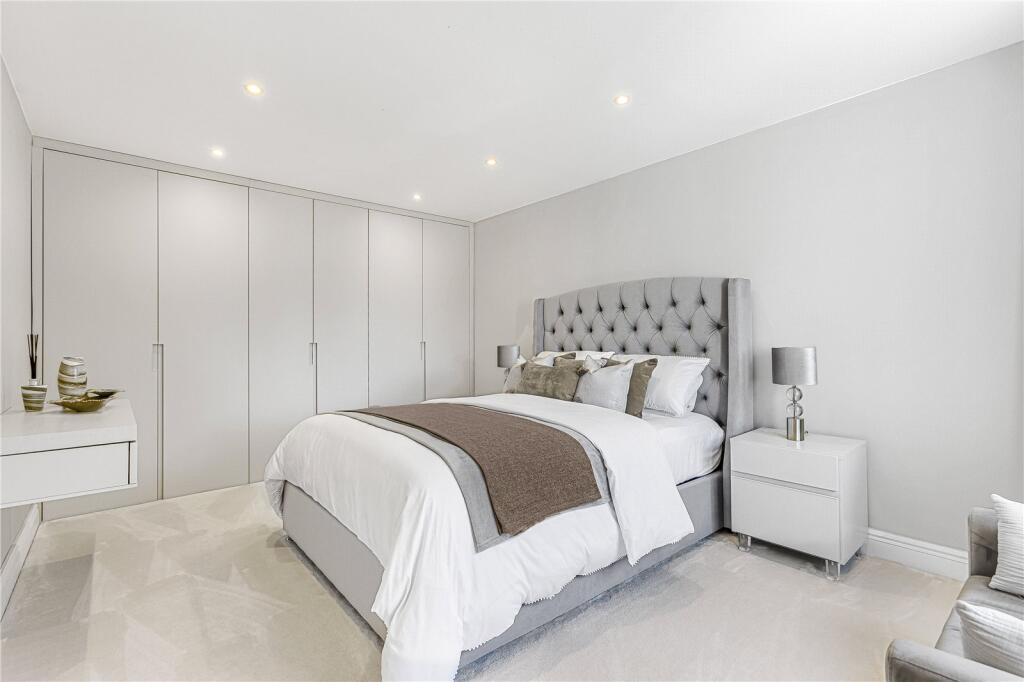 Additional image 12 of Pine Grove, Brookmans Park, Herts, AL9