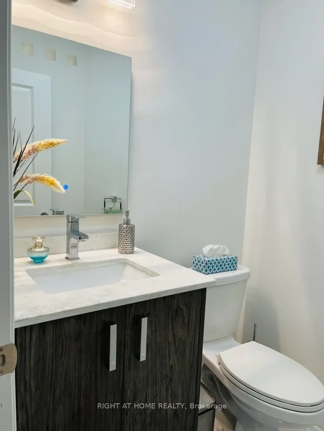 Additional image 11 of 64 Emmett Ave