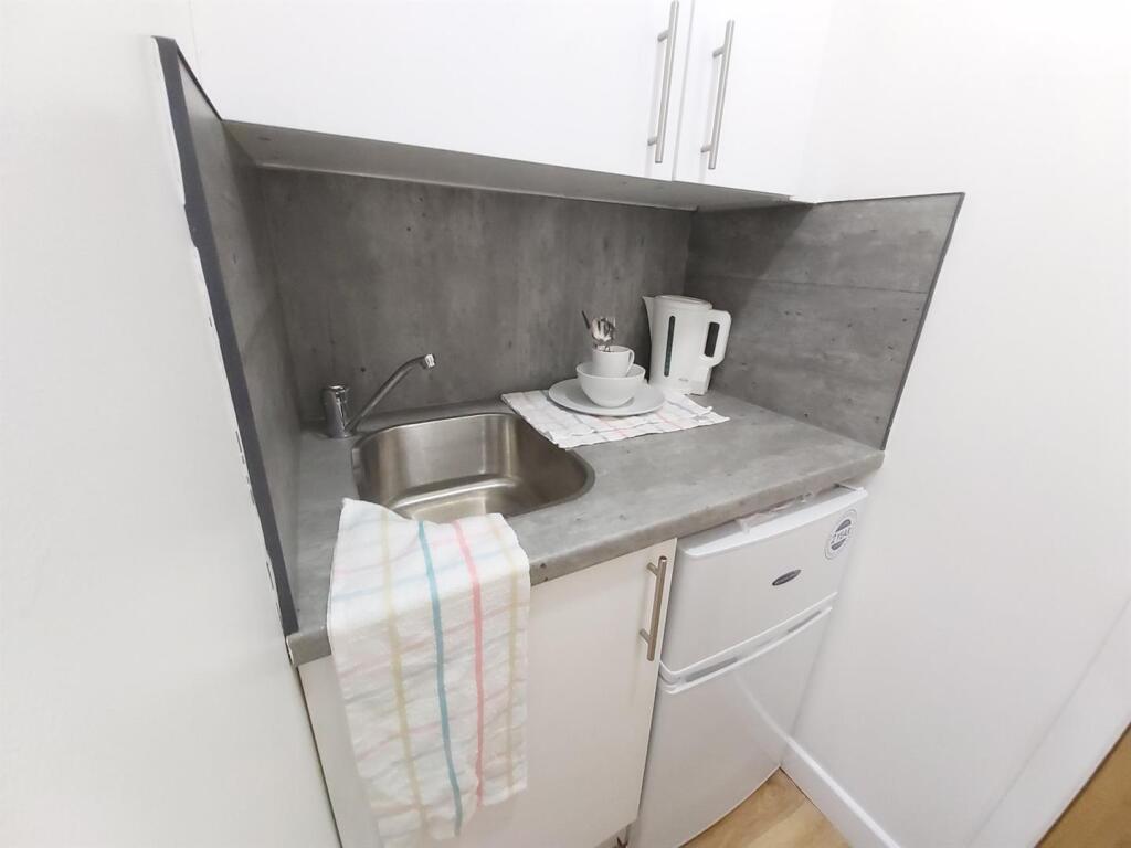 Additional image 5 of Alton Road