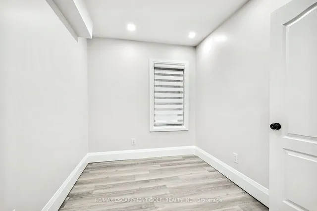 Additional image 11 of 3 Wardrope Ave