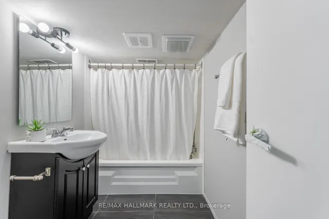 Additional image 36 of 12 Audley Ave