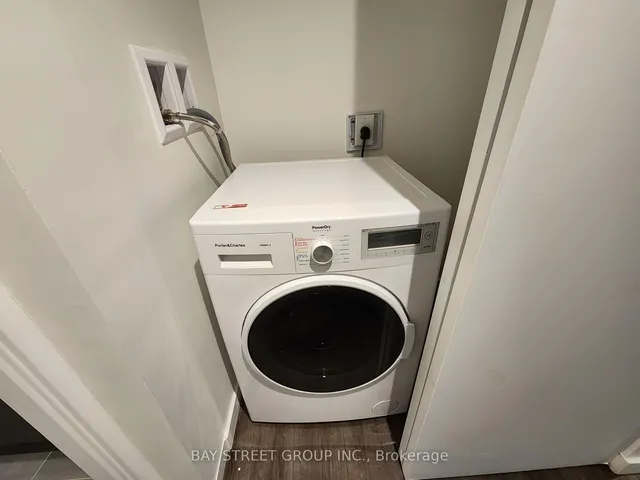 Additional image 13 of 7 Smith Cres Unit 401
