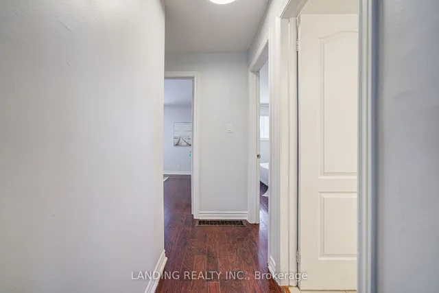 Additional image 26 of 61 Kingslake Rd