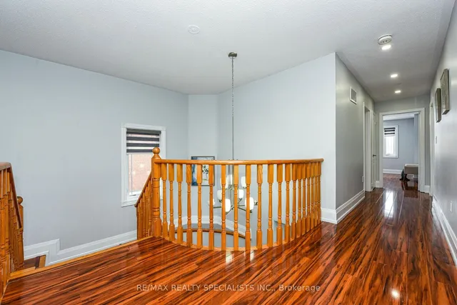 Additional image 19 of 92 Softneedle Ave