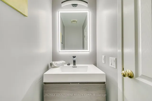 Additional image 21 of 96 royal palm Dr