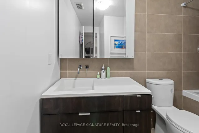 Additional image 14 of 508 Wellington St Unit TH1