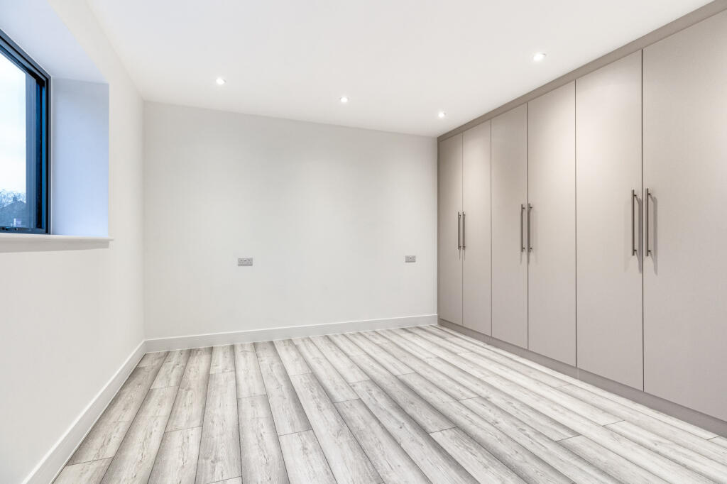 Additional image 10 of The Hill, Wheathampstead, St. Albans, Hertfordshire, AL4