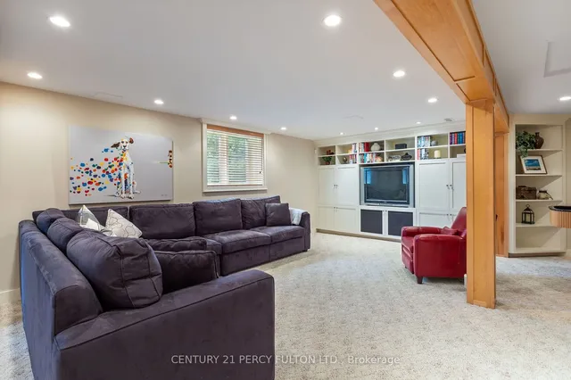 Additional image 36 of 990 John Watt Blvd