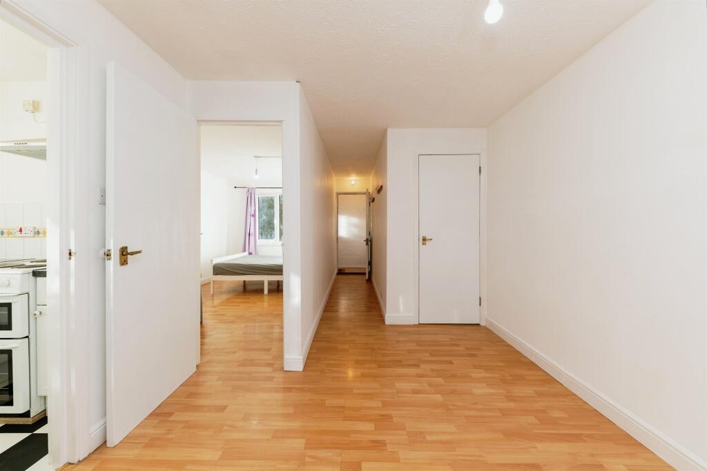 Additional image 2 of Tudor Close, Hatfield