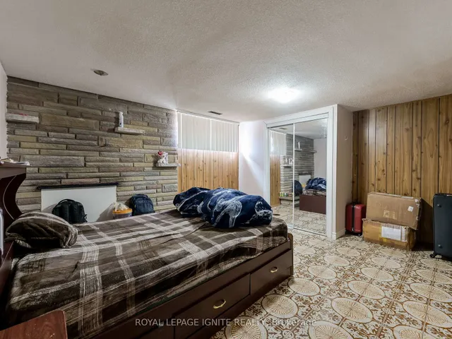 Additional image 36 of 7660 Darcel Ave