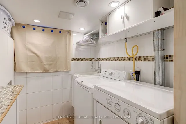 Additional image 33 of 527 Sammon Ave