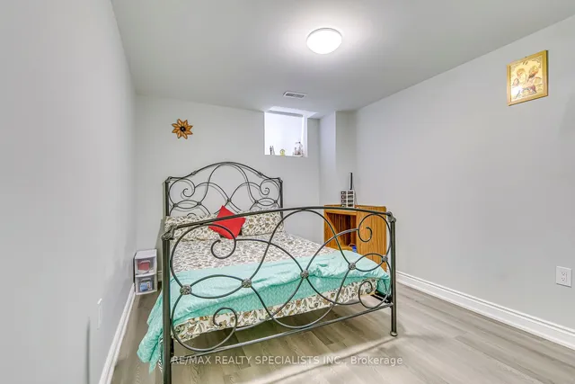 Additional image 35 of 328 Valleyway Dr