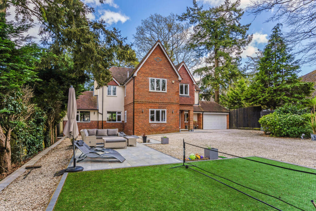 Additional image 33 of Woodland Walk, Ferndown, Dorset, BH22