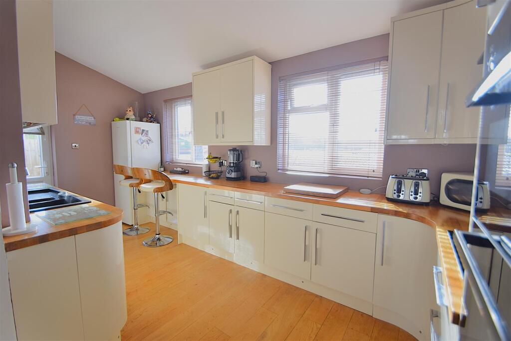Additional image 4 of Nibley Road, Shirehampton