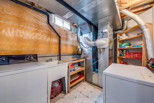 Additional image 37 of 566 Blenheim Cres