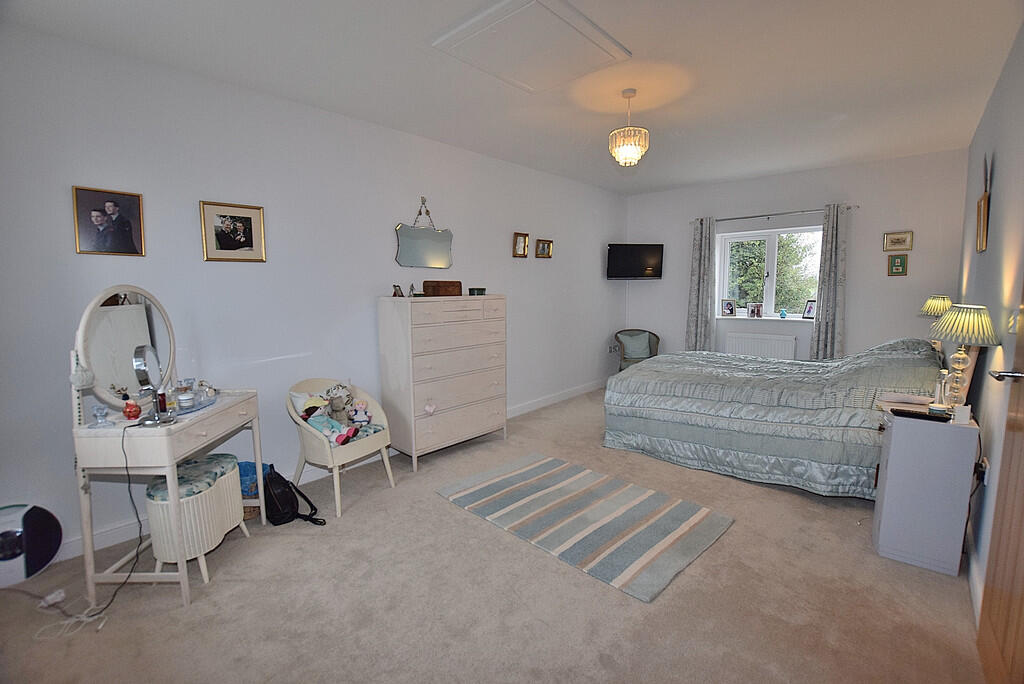 Additional image 14 of Tunstall