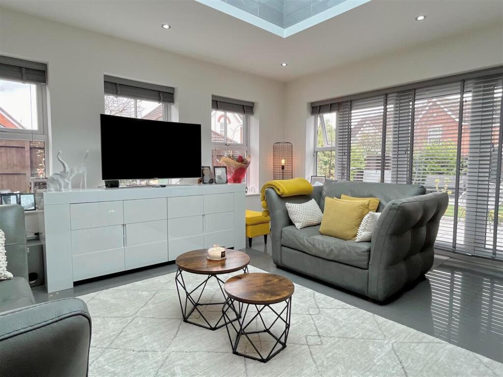 Additional image 9 of Oak Way, Sutton Coldfield