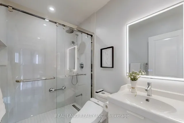Additional image 18 of 32 Lailey Cres