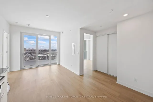 Additional image 5 of 10 Deerlick Crt Unit 2107