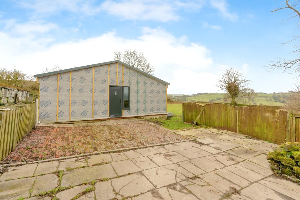 Additional image 5 of 8/Southfield House, Burnley, BB10