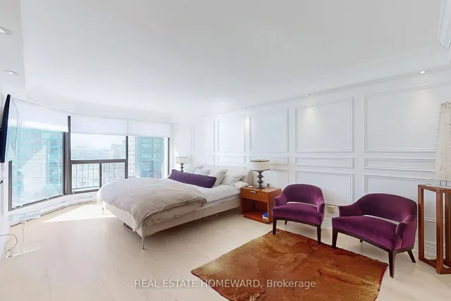 Additional image 25 of 65 Harbour Sq Unit 1404