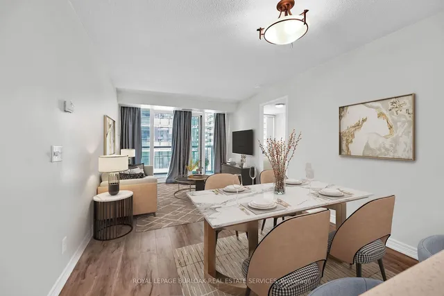Additional image 15 of 30 Grand Trunk Cres Unit 709