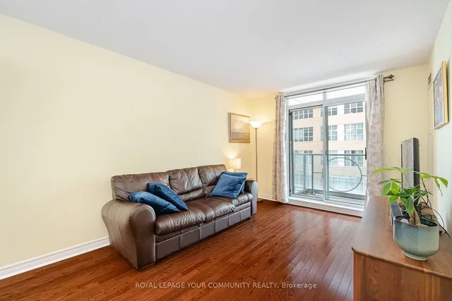 Additional image 39 of 212 Eglinton Ave Unit 506