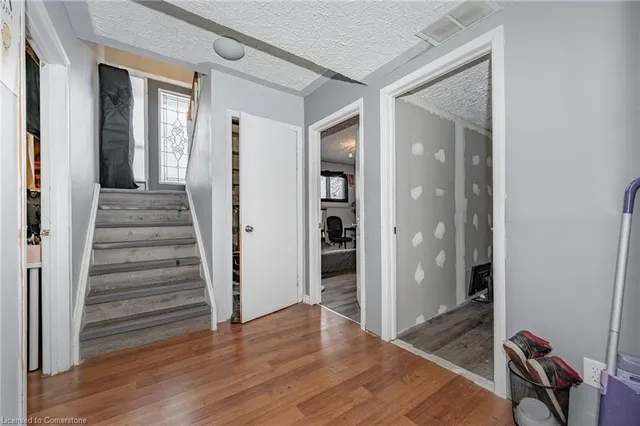 Additional image 23 of 320 Country Hill Dr