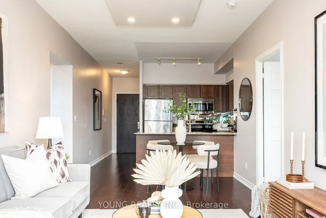 Additional image 7 of 761 Bay St Unit 3406