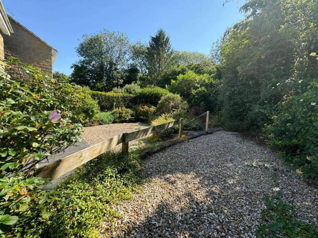 Additional image 11 of Park Road, Henstridge, Templecombe