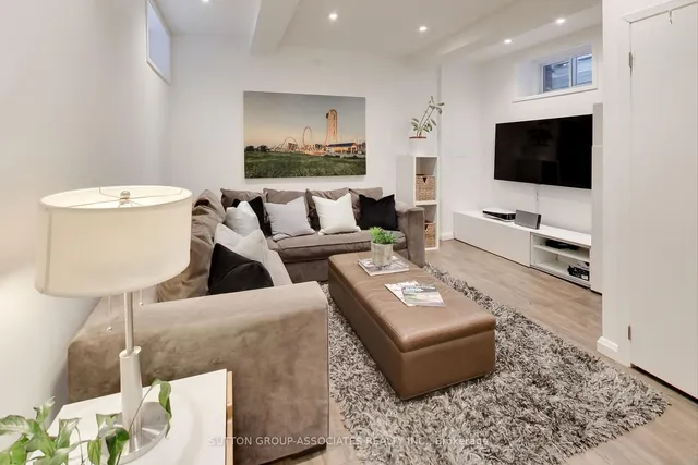 Additional image 27 of 8 Ellsworth Ave