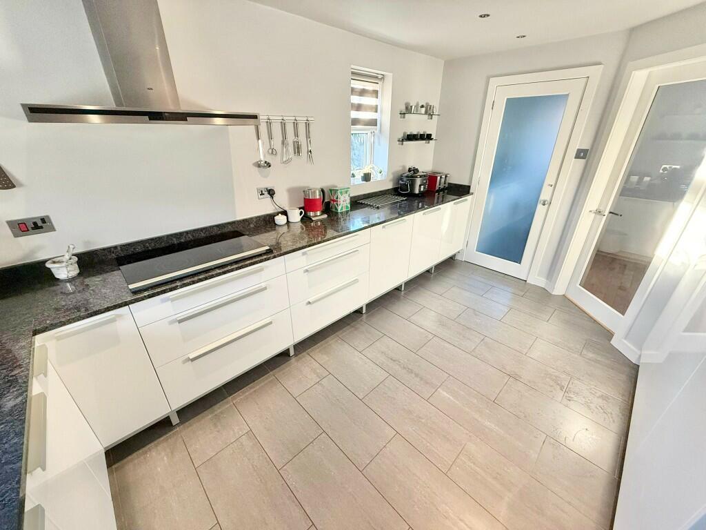 Additional image 8 of Rosemere Drive, Backford, Chester