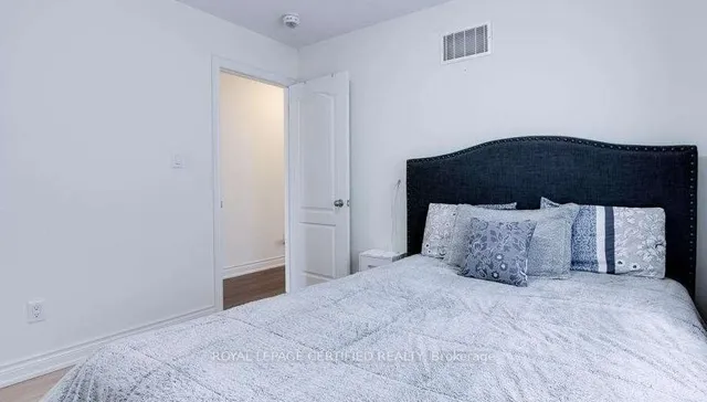 Additional image 25 of 3 Lower Thames Dr