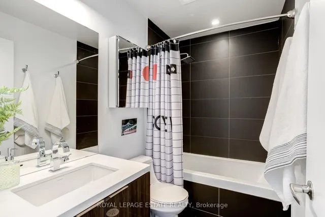 Additional image 22 of 150 Broadview Ave Unit 21