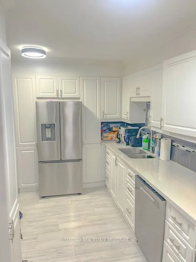 Additional image 8 of 714 The West Mall Unit 903