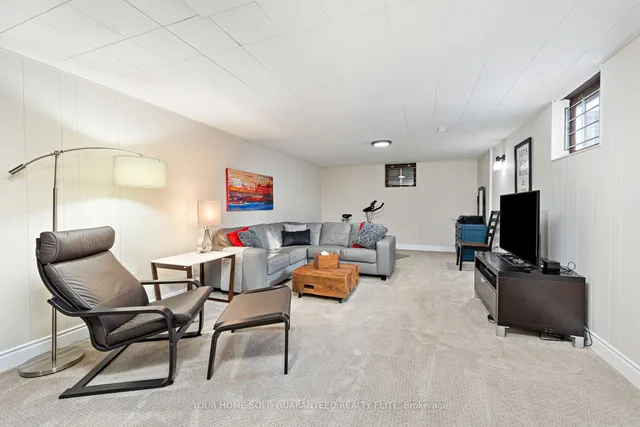 Additional image 16 of 653 Thornwood Ave