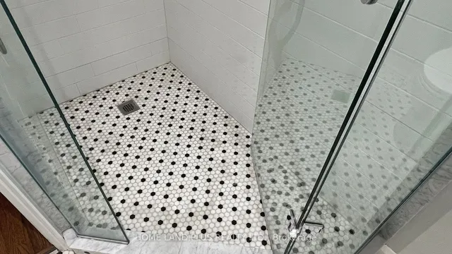 Additional image 35 of 535 Hillsdale Ave