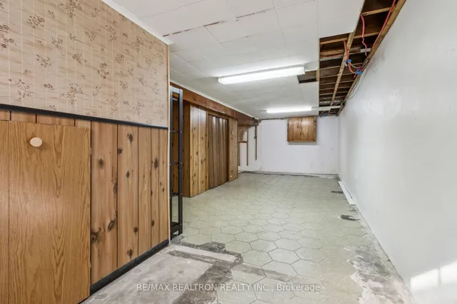 Additional image 28 of 14 Neilson Ave