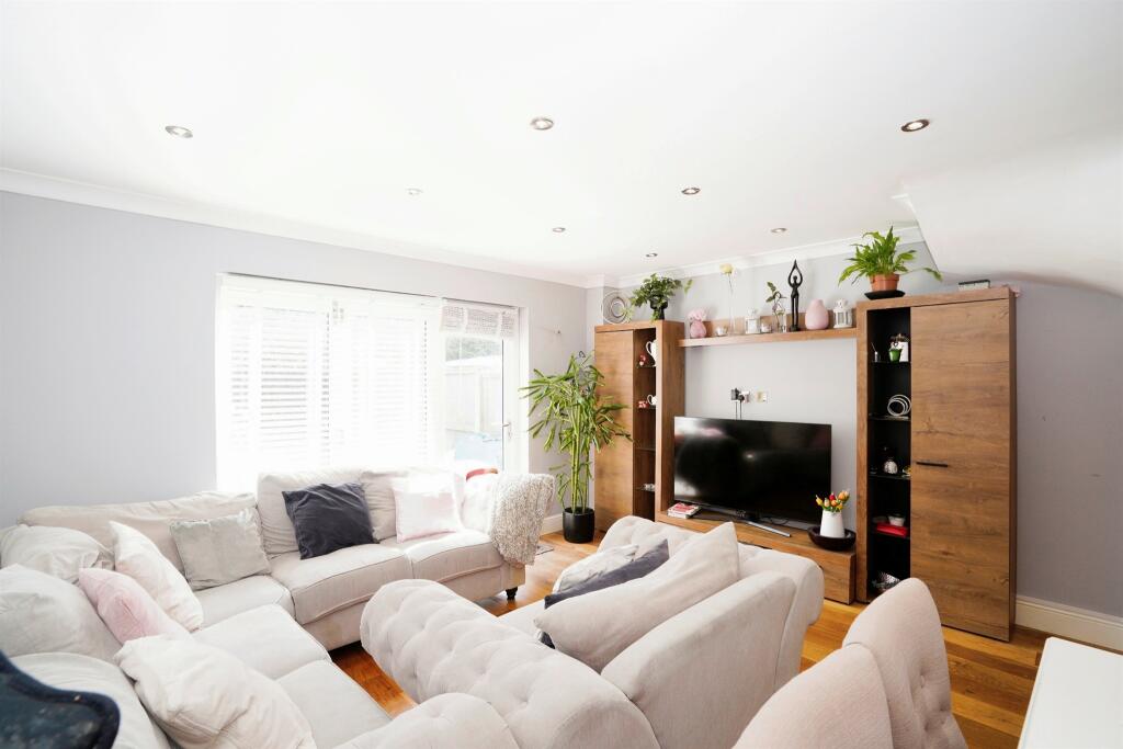 Additional image 5 of Buckwood Road, Markyate, St. Albans