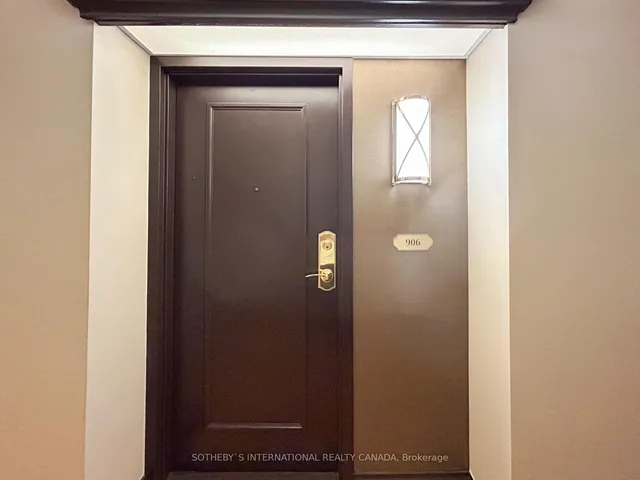 Additional image 37 of 130 Carlton St Unit 906