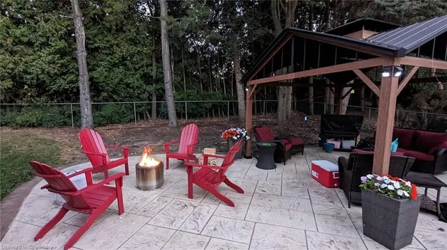 Additional image 43 of 20 Iris Cres