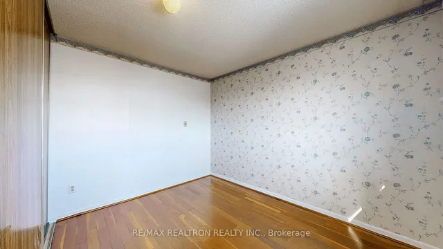 Additional image 28 of 7 Roughfield Cres