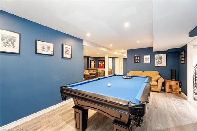 Additional image 36 of 20 Iris Cres