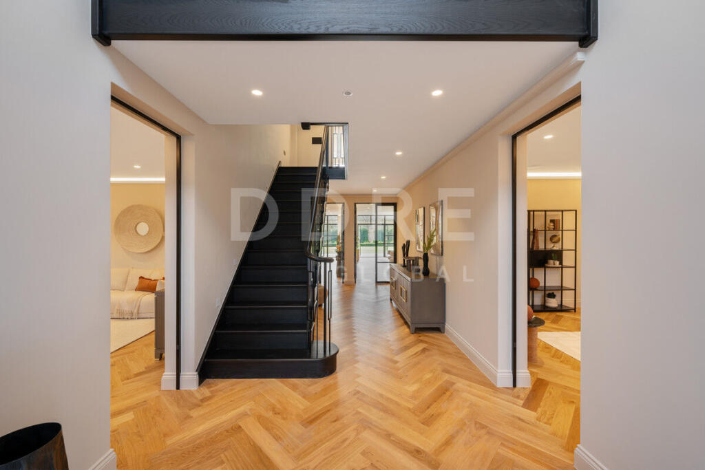 Additional image 3 of Mymms Drive, Brookmans Park, AL9