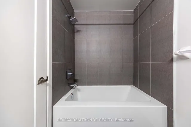 Additional image 11 of 135 Lower Sherbourne St Unit 1838