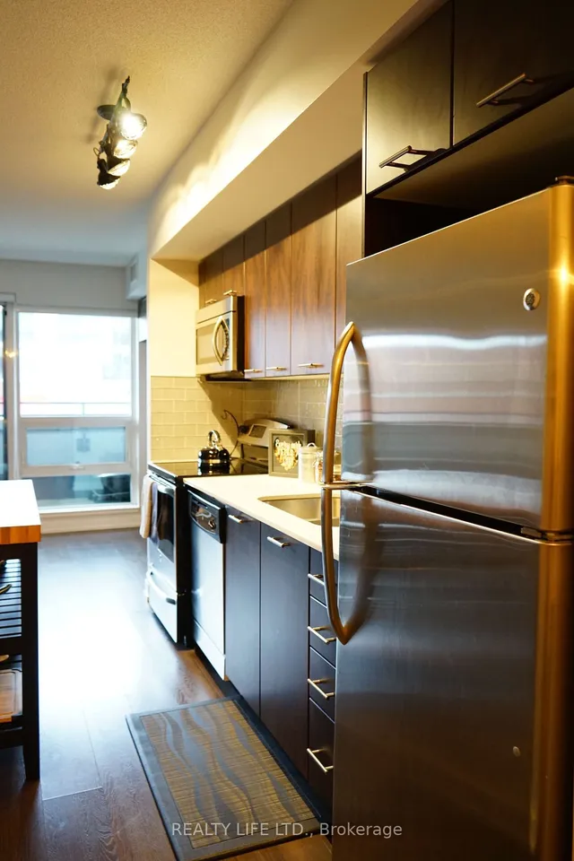 Additional image 9 of 2220 Lake Shore Blvd Unit 310