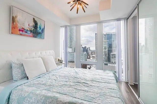 Additional image 20 of 60 Shuter St Unit PH108