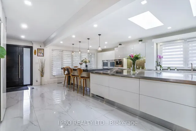 Additional image 8 of 3484 Riverspray Cres