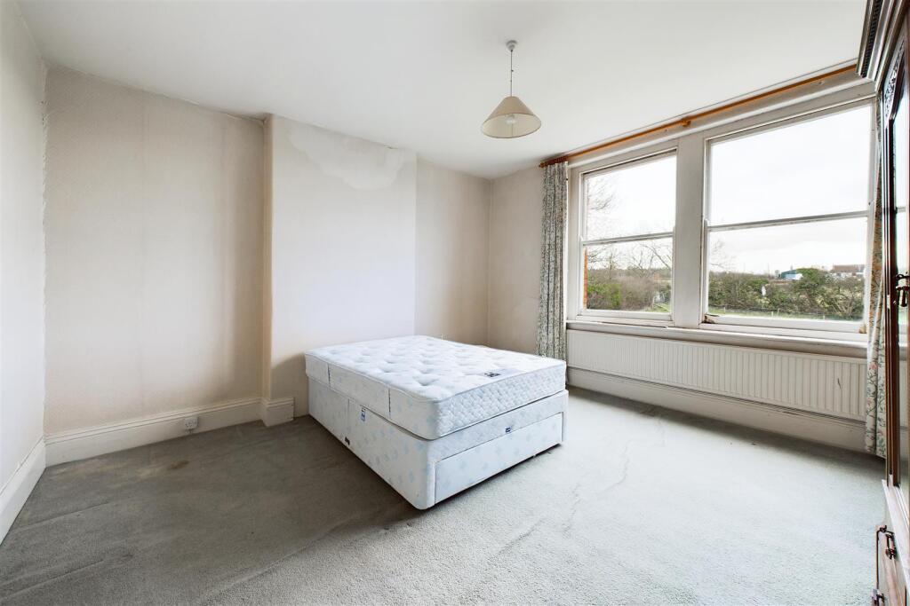 Additional image 30 of DETACHED | UPDATING | BADGWORTH